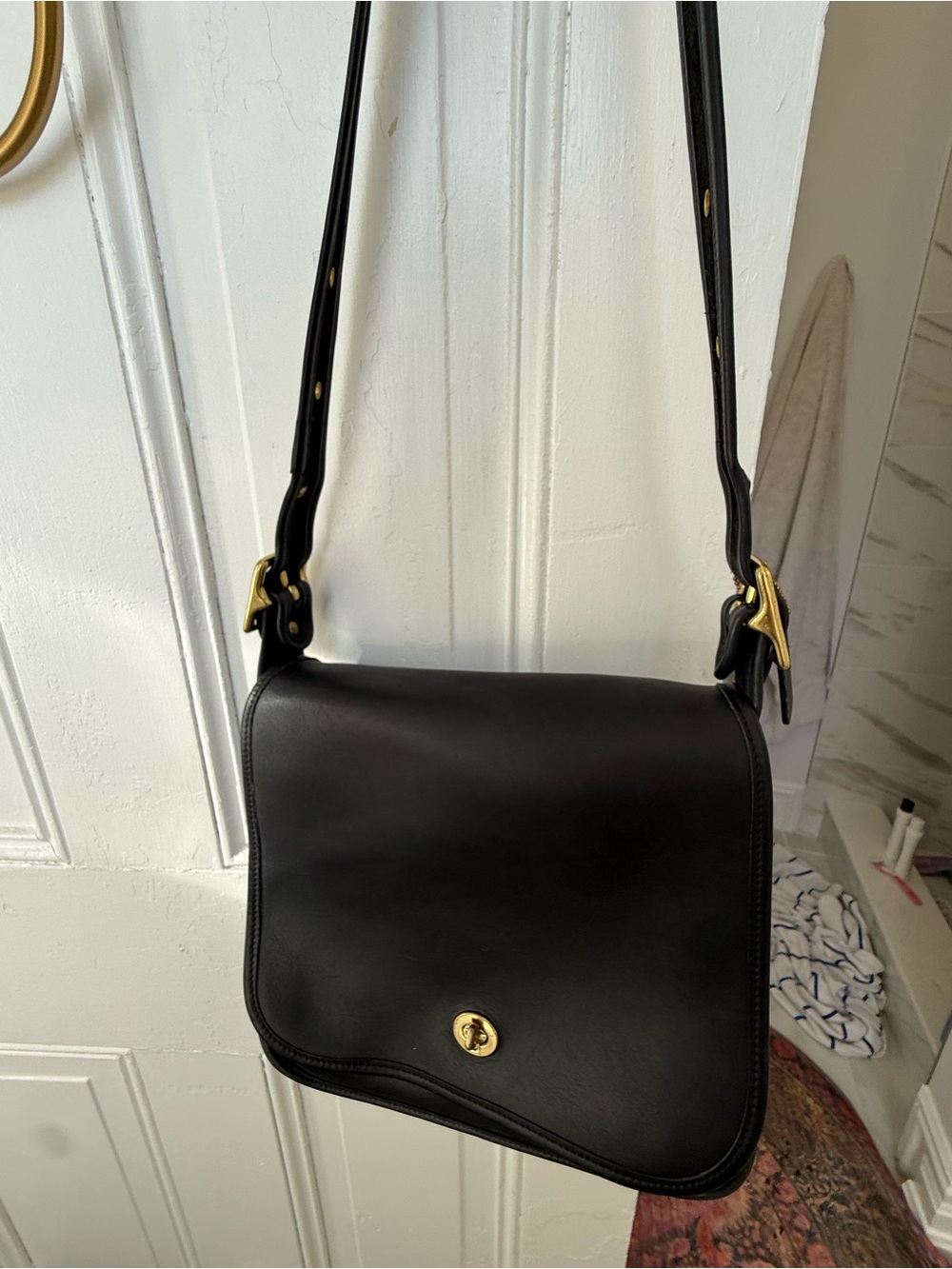 Coach Black Leather Crossbody Bag with Gold Hardware - Picture 2 of 16